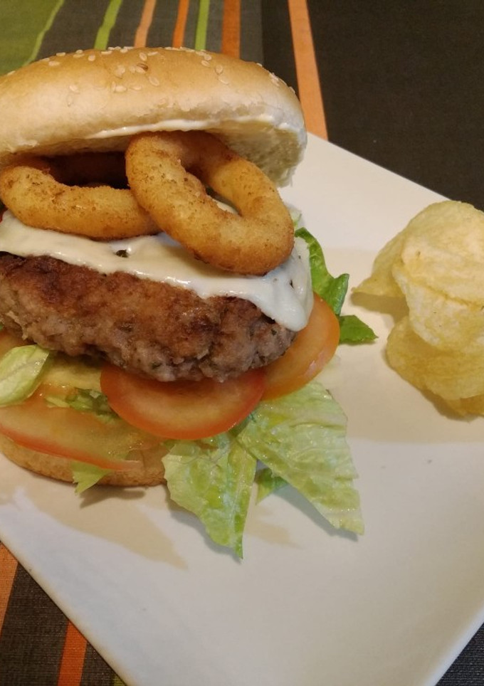 Una foto de Hamburguesa al estilo Pitiminí