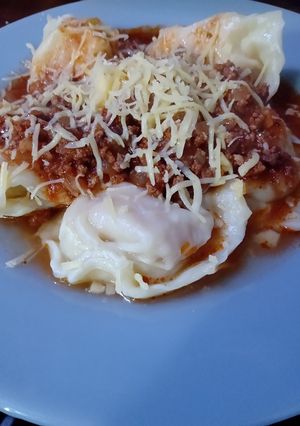 Una foto de Sorrentinos de jamón y queso súper fácil!!!