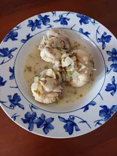 Una foto de 🐡Rape con salsa verde🥬