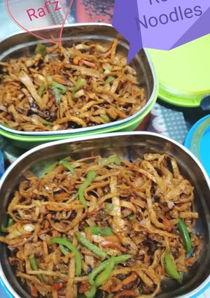 A picture of Roti Noodles.