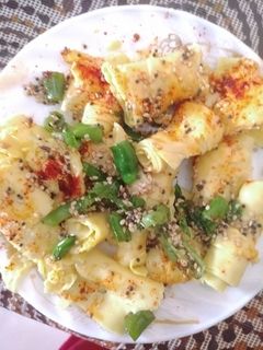 ખાંડવી માઇક્રોવ માં (Khandvi In Microwave Recipe In Gujarati) રેસીપી મુખ્ય ફોટો