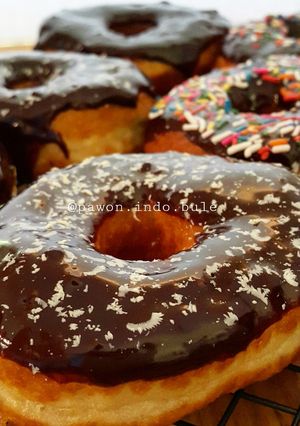 A picture of Homemade Donuts.