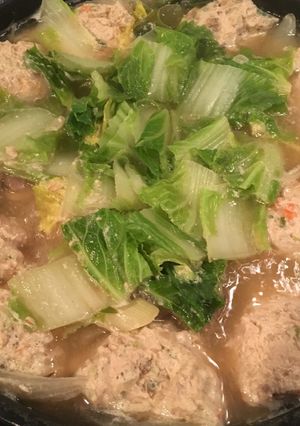 A picture of Chicken ball Stew (Japanese Nabe).