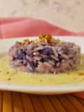 Risotto viola con gorgonzola e noci