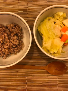 【Mon 小資特餐】味噌雜燴五穀米便當 的食譜成品照片
