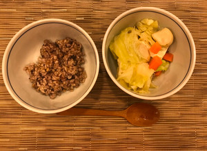 【Mon 小資特餐】味噌雜燴五穀米便當 的食譜成品照片