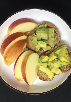 Hình của món [Giảm cân - eat clean #D_27] Bánh mì nguyên cám bơ táo (247calo).