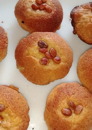 A picture of Saffron Atta Naan khatai.