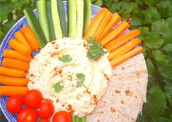 Simple Way to Make Gordon Ramsay Hummus