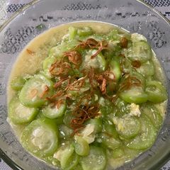 A picture of Stir Fried Angled Luffa.