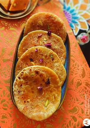 A picture of Kaju Katli Mini Puranpoli.