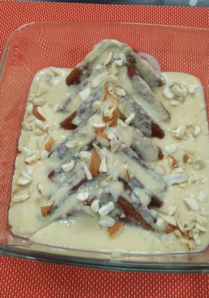 A picture of Shahi tukda.