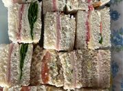 Una foto de sandwich de roquefort