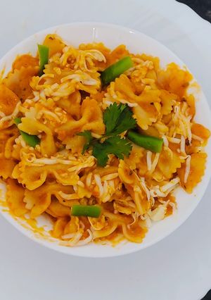 A picture of Pizza 🍕 Flavour Pasta In Red Sauce.