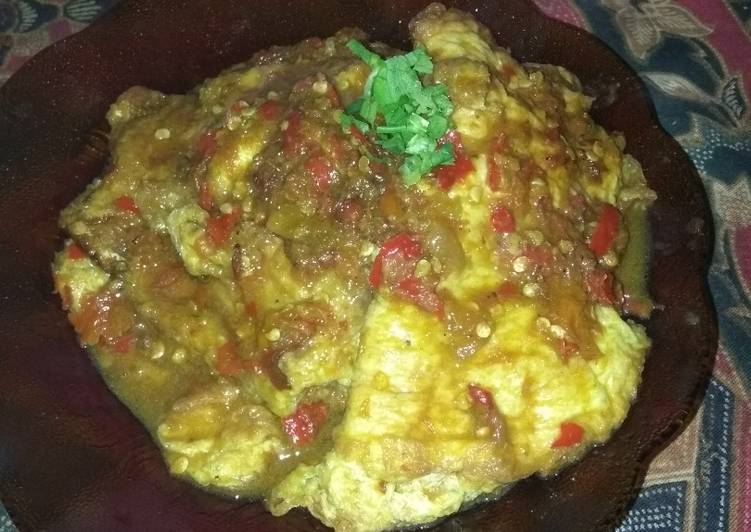Telor dadar bumbu kuning pedas