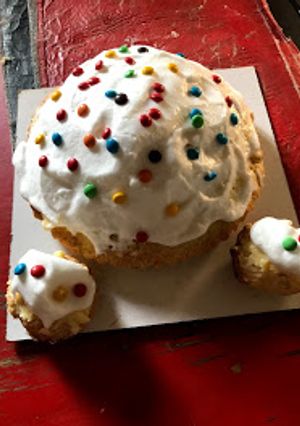 Una foto de Torta con crema pastelera y merengue