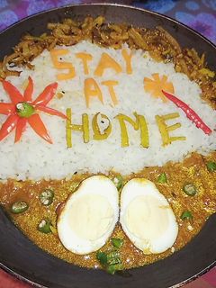 ডিমের কালিয়া ও লাউ এর খোসা ভাজা (dimer kalia o lau er khosa bhaja recipe in Bengali) রেসিপির প্রধান ছবি