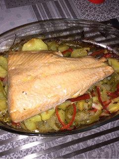 Una foto de Salmón al horno
