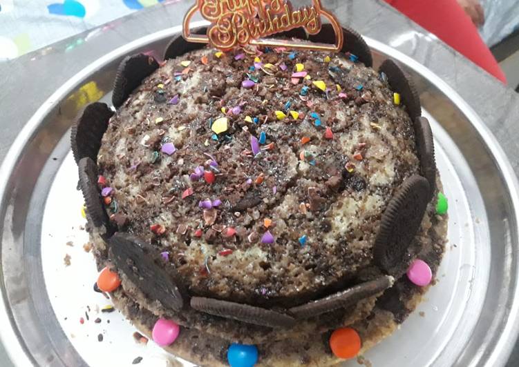 Simple Way to Make Perfect Chocolate vanila layered cake