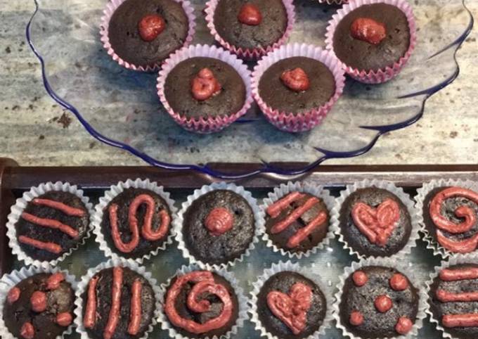 Recipe of Speedy Mini choco cupcakes with butter frosting