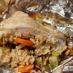 A picture of Honey Sriracha Chicken Foil Packs.