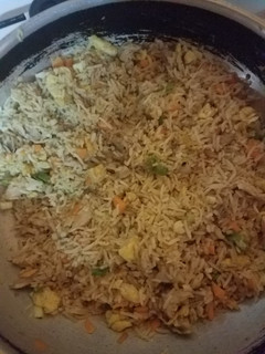 A picture of Hibachi Style Fried Rice with Chicken and Eggs.