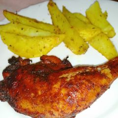 A picture of Grilled paprika chicken.