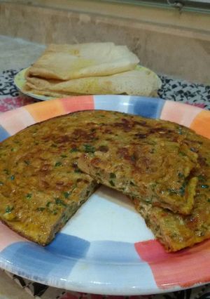 صورة لوصفة عجة بيض بالبصل والطماط🍳🍳