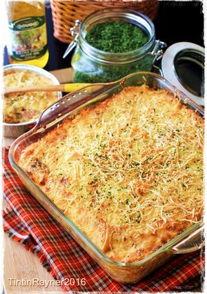 A picture of Super Cheesy Baked Macaroni Schotel.