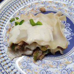 A picture of Chicken lasanga.