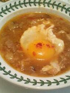 Una foto de Zurrukutuna, la sopa vasca del caserío