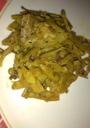 A picture of Cluster (Guar) Beans vegetable.