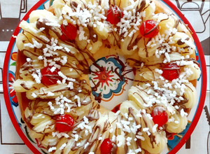 Una foto de Rosca de Pascua rellena con dulce de leche y trenzada 🐰