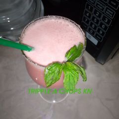 A picture of Water melon shake.