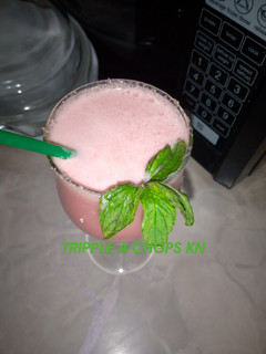A picture of Water melon shake.