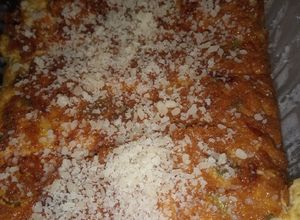 Una foto de Omelette de vegetales y tocino