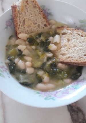 Foto di Scarola e fagioli