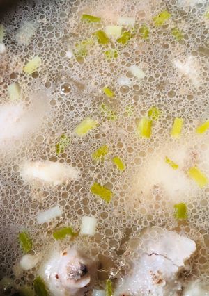 Hình của món Canh khoai sọ nấu xương.