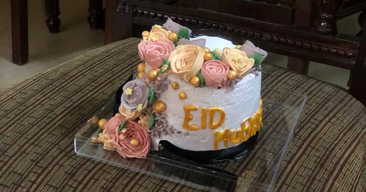 Order Auspicious Eid Cake Online Price Rs995  FlowerAura