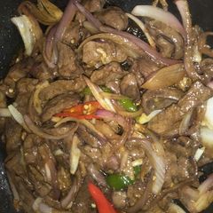 A picture of Liver & Onions.