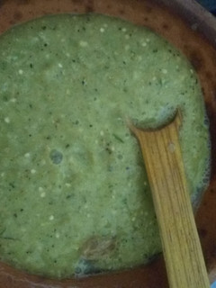 Una foto de Salsa verde con pipicha