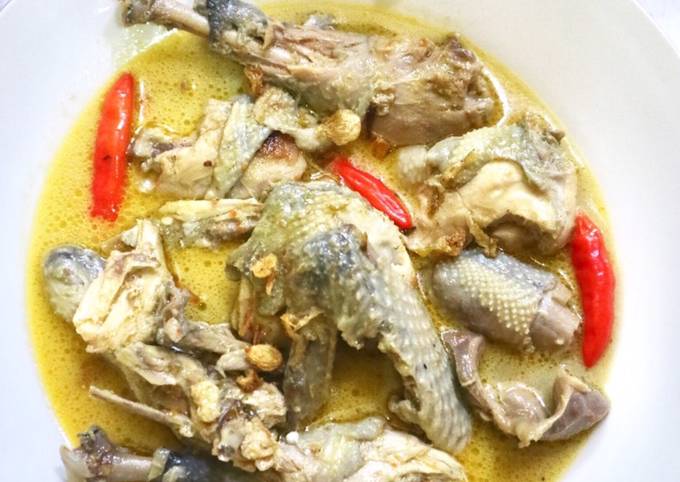 OPOR PEDAS AYAM KAMPUNG (Tidak pakai Kunyit)