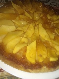 Una foto de Torta invertida de manzana 🍎