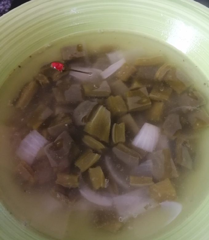 Una foto de Sopa de nopales