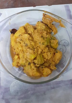 নিরামিষ পটল কোর্মা (niramish potol korma recipe in bengali) রেসিপির প্রধান ছবি