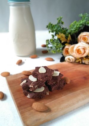 Foto resep Choco Almond Cookies (Eggless, Dairy Free)