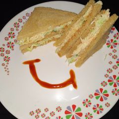 A picture of Curd vegetable sandwich (healthy).