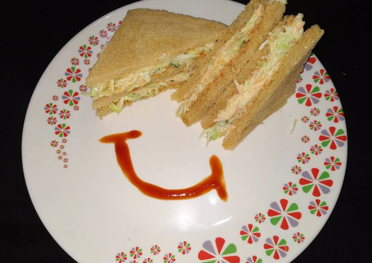 Curd vegetable sandwich (healthy)