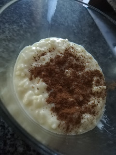 Una foto de Arroz con leche 🤯 fácil