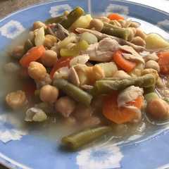Una foto de Cocido de garbanzos